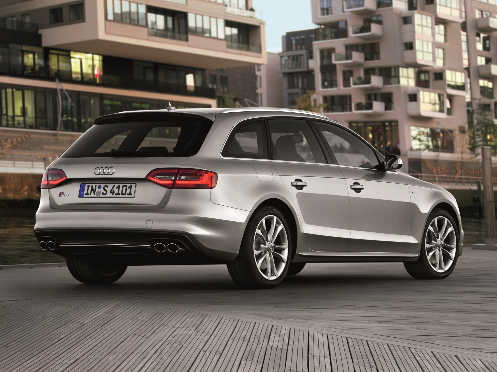 Audi S4 Avant